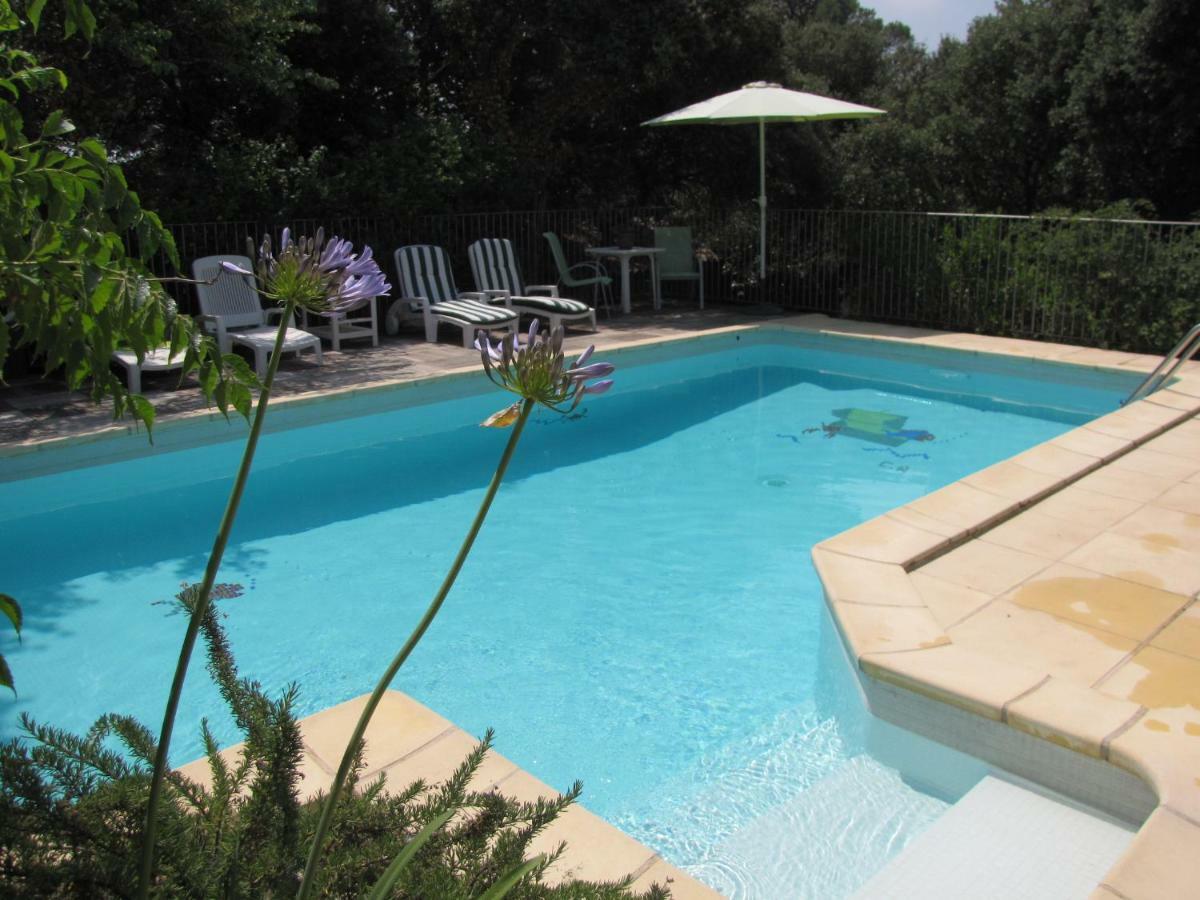 Domaine Du Bois Gite Marion Galargues Exteriér fotografie